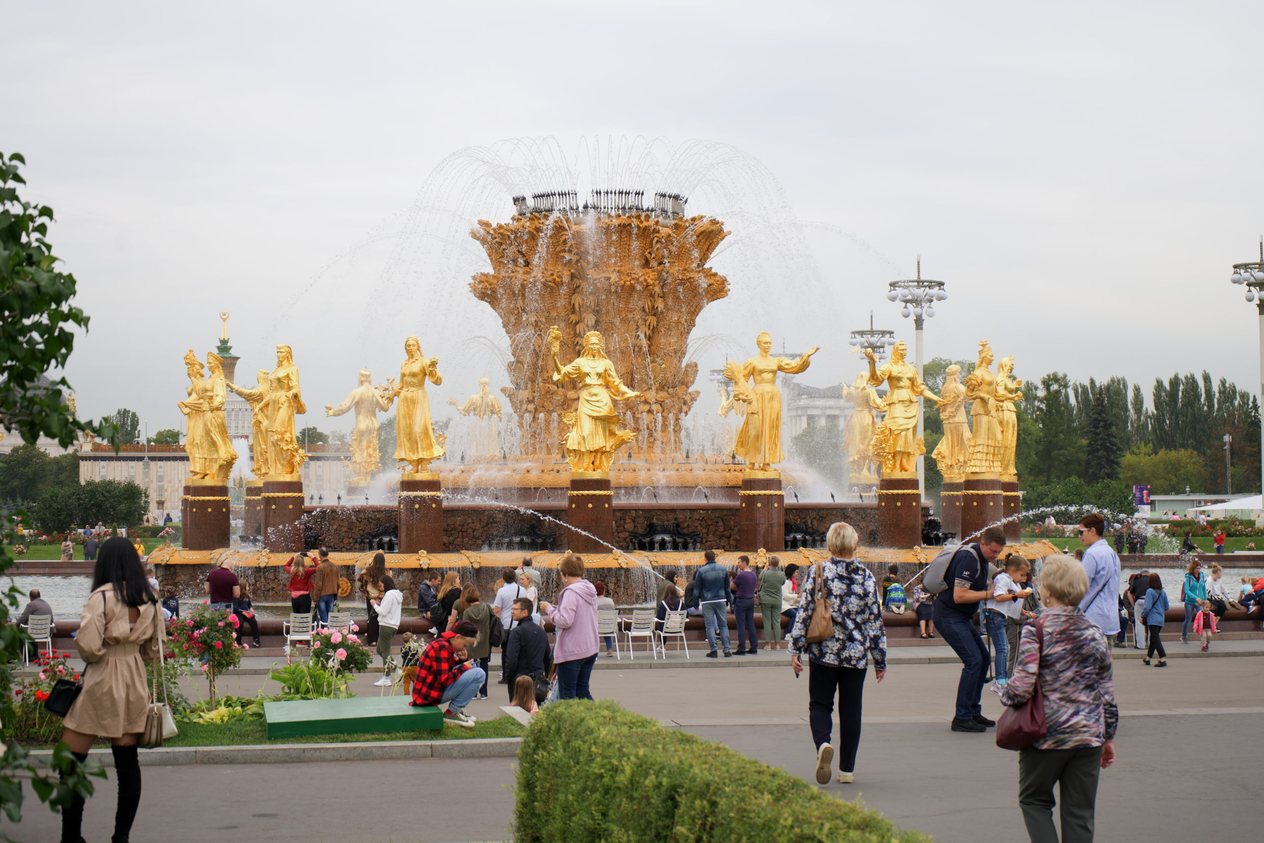 Russia Moscow сity tour VDNKH visit guided tour